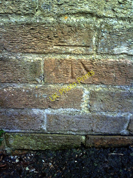 Photo 6"x4" Benchmark on the garage of #103 Burford Road Witney c2011