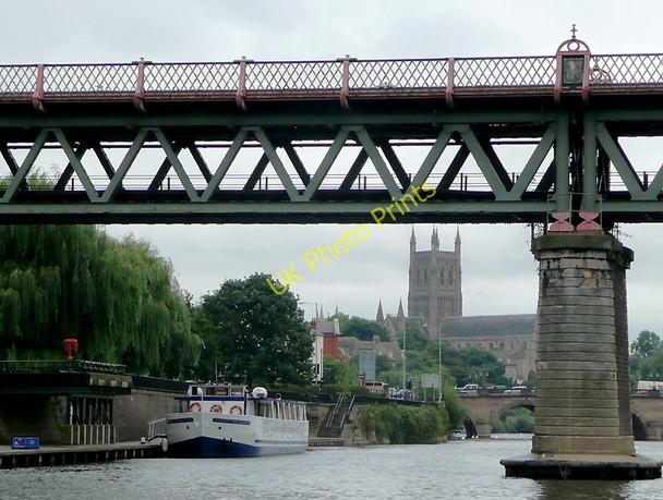 Photo 6"x4" Railway bridge over the River Severn at Worcester Worcester c2010