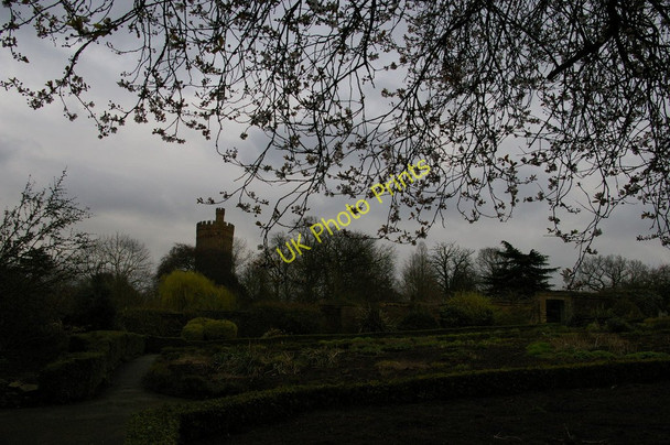 Photo 6"x4" Croydon: Park Hill, water tower and herb garden Croydon\/TQ3365 c2011