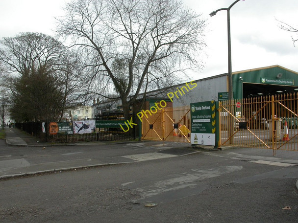 Photo 6"x4" Cheltenham, builders' merchants Cheltenham c2011