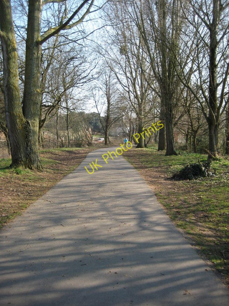 Photo 6"x4" River side walk in Worcester Worcester c2011
