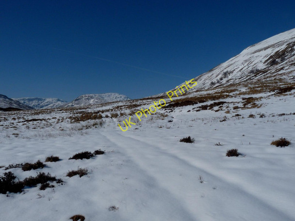 Photo 6"x4" A sketchy track leads over the watershed into Gleann Suileag Brian Choille\/NN0684 c2011