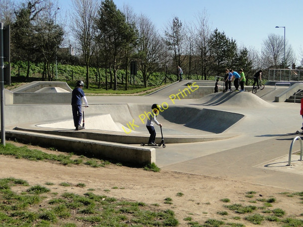 Photo 6"x4" Skate boarding area in Normanston Park, Oulton Broad Lowestoft c2011