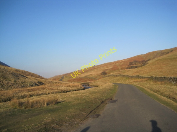 Photo 6"x4" Barkin Beck and road towards Dent Barbondale\/SD6683 c2011