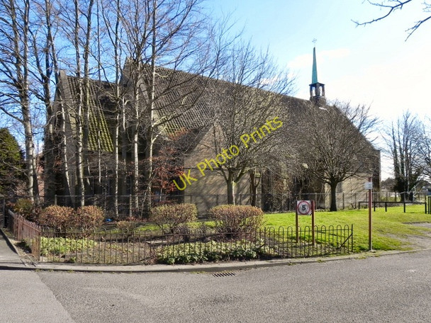 Photo 6"x4" Sacred Heart Roman Catholic Church, Cadishead Irlam c2011