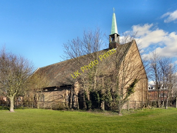 Photo 6"x4" Sacred Heart Roman Catholic Church, Cadishead Irlam c2011 P1