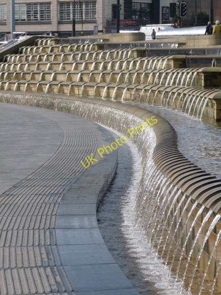 Photo 6"x4" Sheffield: water feature outside the station Sheffield\/SK3587 c2011