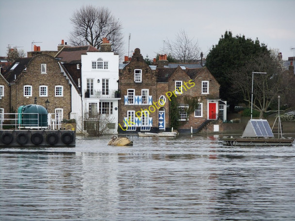 Photo 6"x4" Strand on the Green, seen across the river Brentford c2011