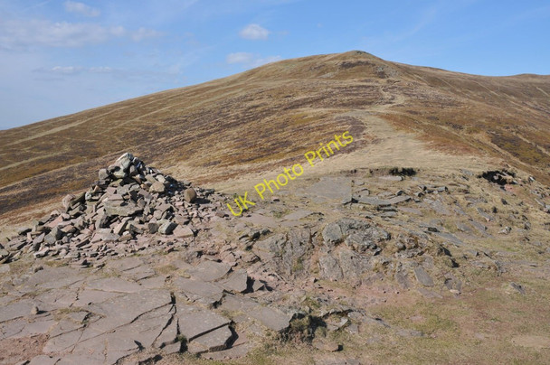 Photo 6"x4" Cairn between Pen Trumau and Mynydd Llysiau Pengenffordd c2011