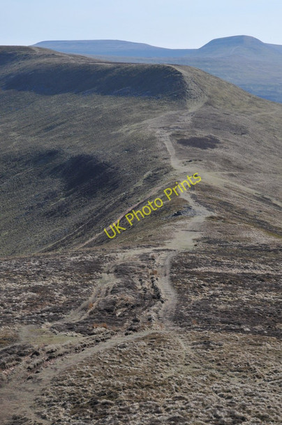Photo 6"x4" Col between Pen Trumau and Mynydd Llysiau Pengenffordd c2011