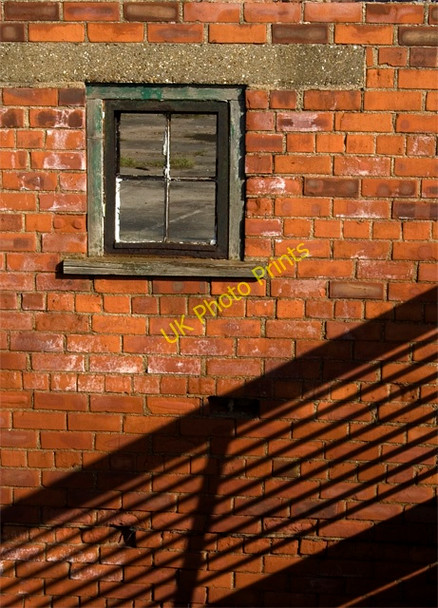 Photo 6"x4" Walkway wall, Hull Kingston upon Hull c2011