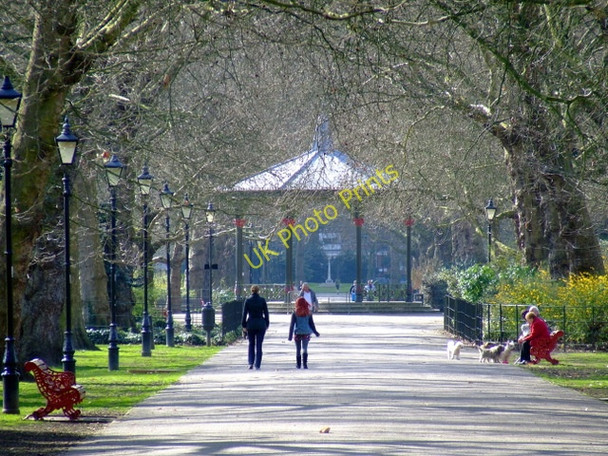 Photo 6"x4" Battersea Park bandstand Westminster c2011