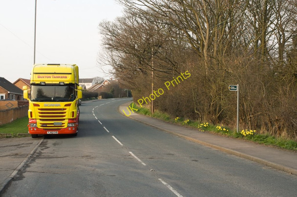 Photo 6"x4" Parked Truck, Great Cliff Calder Grove c2011