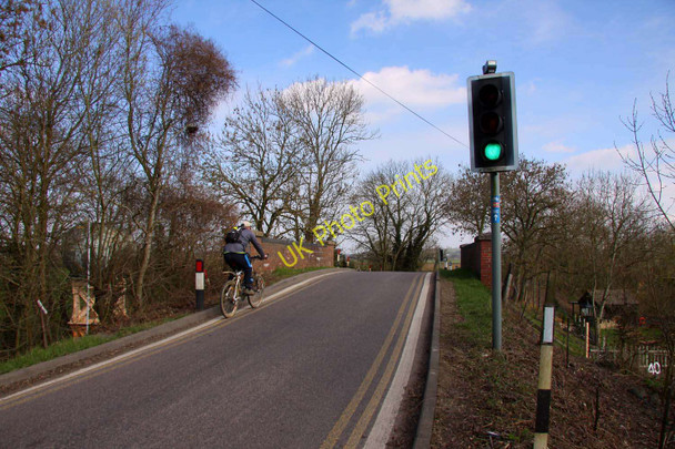 Photo 6"x4" Tadpole Lane crosses the railway Hayes Knoll c2011