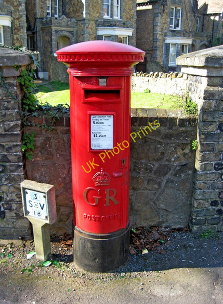 Photo 6"x4" George V postbox, West Road, Guildford Guildford c2011