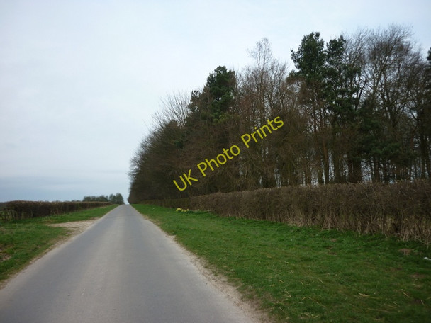 Photo 6"x4" A minor road towards Kiplingcotes Gardham c2011