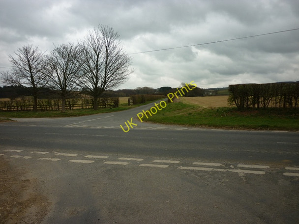 Photo 6"x4" Looking down Penhowe Lane towards Burythorpe Kennythorpe c2011