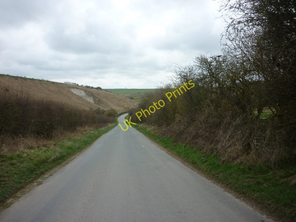 Photo 6"x4" A minor to the south of Cowlam Wold c2011