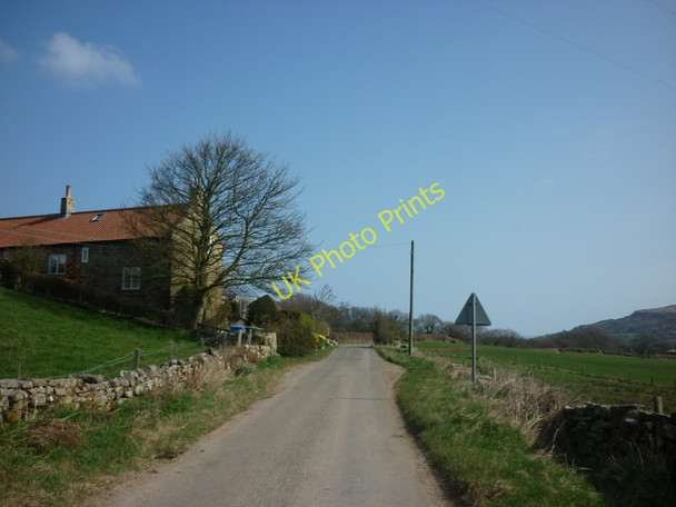 Photo 6"x4" Looking east along  Bridge Holm Lane Fylingthorpe c2011