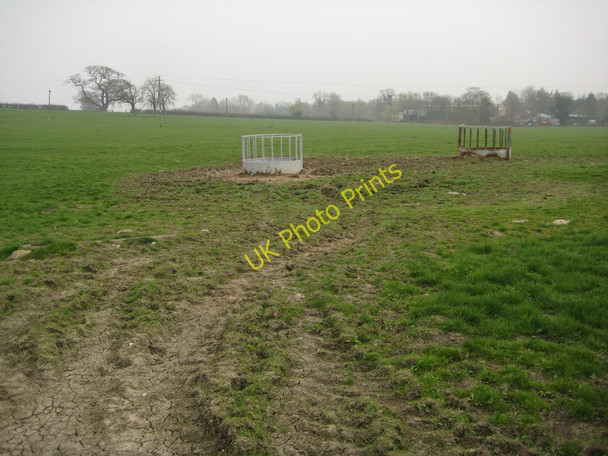 Photo 6"x4" Farmland, Golden Valley Golden Valley\/SO9022 c2011