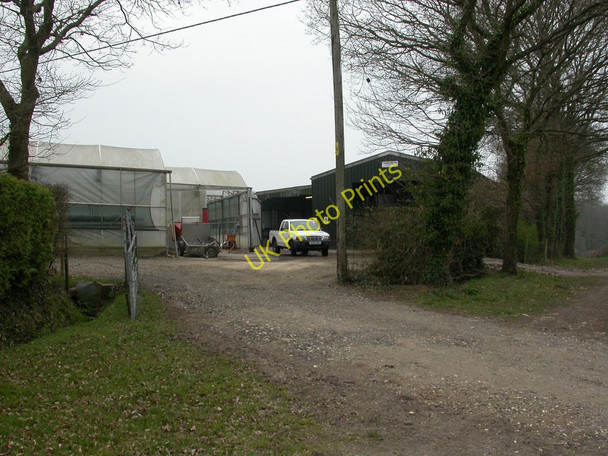 Photo 6"x4" Holt, farm buildings God's Blessing Green c2011