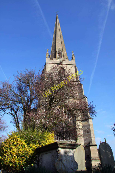 Photo 6"x4" The Parish Church of St Mary the Virgin and St Mary Magdalen from the side entrance Tetbury c2011