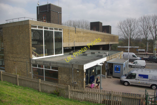 Photo 6"x4" Broxbourne Station Hoddesdon c2011