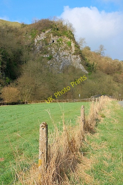 Photo 6"x4" Crag near Dafar Bridge Wetton\/SK1055 c2011