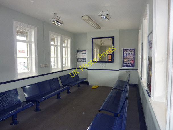 Photo 6"x4" Waiting Room, Truro Station Truro c2011