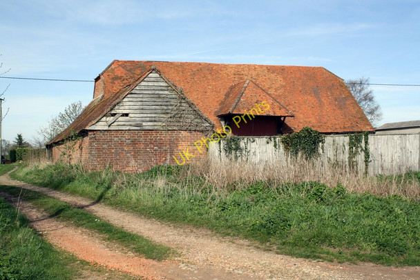 Photo 6"x4" Barn and track to Newtown cottages Ipsden c2011