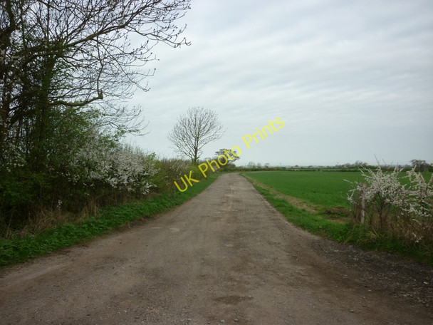 Photo 6"x4" The way to Beasthorpe House Farm, Thornton le Moor Thornton le Moor c2011