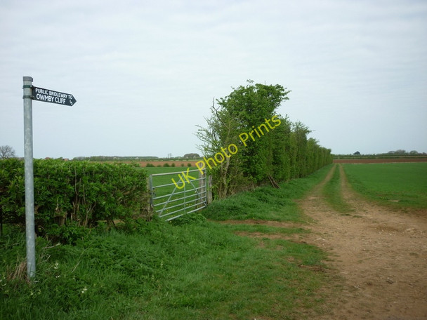 Photo 6"x4" A bridleway to Owmby Cliff East Firsby c2011