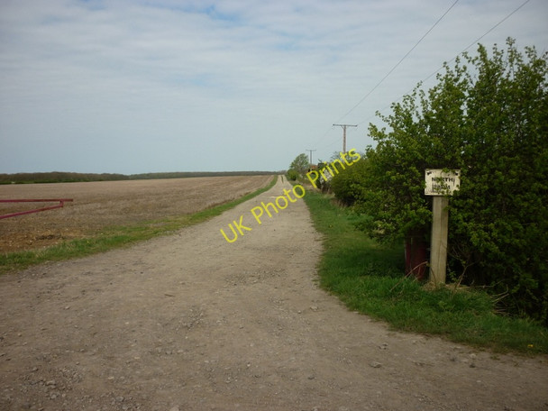 Photo 6"x4" The way to North Farm, off Willingham Road Coates\/SK9183 c2011