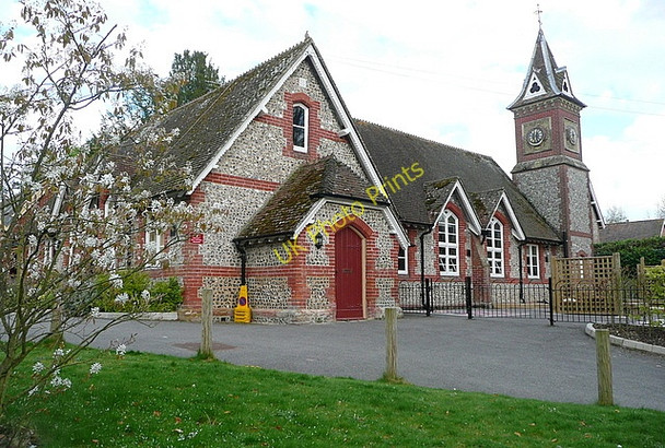 Photo 6"x4" Micheldever school Micheldever c2011