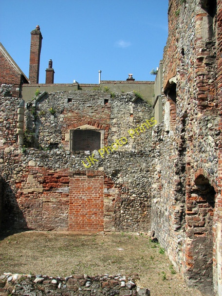 Photo 6"x4" Friary ruins, Great Yarmouth Great Yarmouth c2011 P3