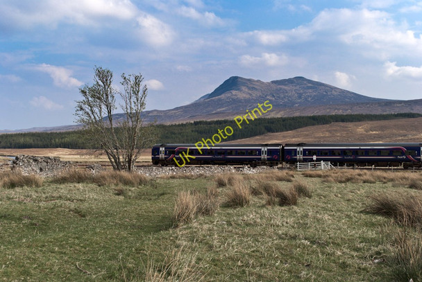 Photo 6"x4" Heading for Inverness River Bran\/NH2160 c2011