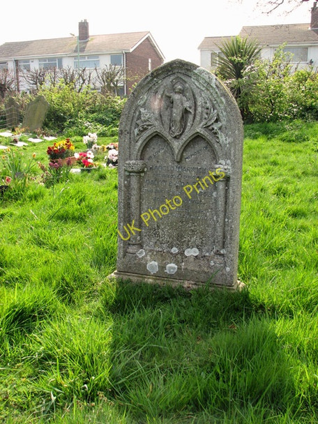 Photo 6"x4" The church of All Saints and St Margaret, Pakefield - churchyard Lowestoft c2011