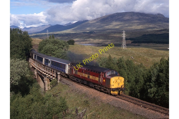 Photo 6"x4" Caledonian Sleeper train at Achallader Allt Coire Achaladair c2005