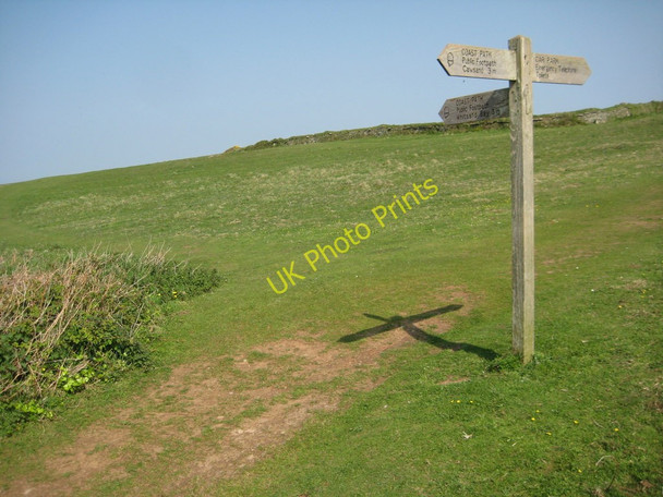 Photo 6"x4" Footpath sign, Rame Head Rame\/SX4249 c2011