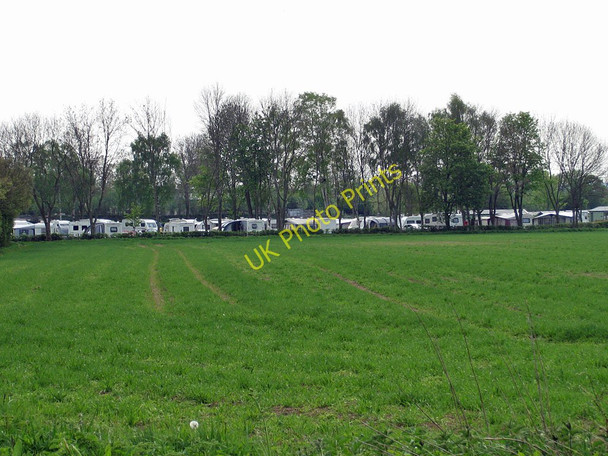 Photo 6"x4" Line of caravans Beadlam c2011