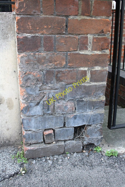 Photo 6"x4" Benchmark on the end of the party wall between #46\/48 Russell Street Reading c2011