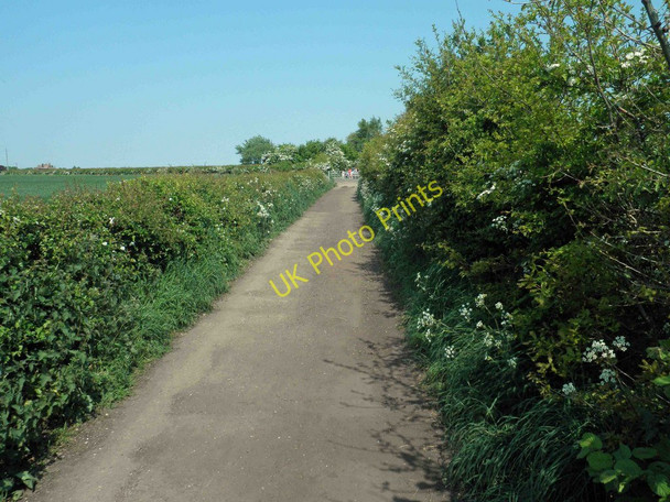 Photo 6"x4" Private road and footpath to Hale Head Hale\/SJ4682 c2011