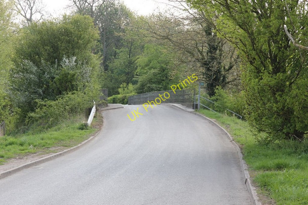 Photo 6"x4" Padworth Bridge ahead Aldermaston Wharf c2011