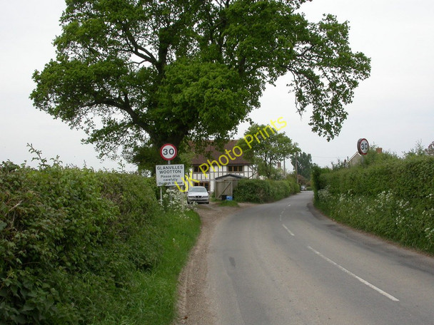 Photo 6"x4" Glanvilles Wootton, village entrance sign Glanvilles Wootton c2011