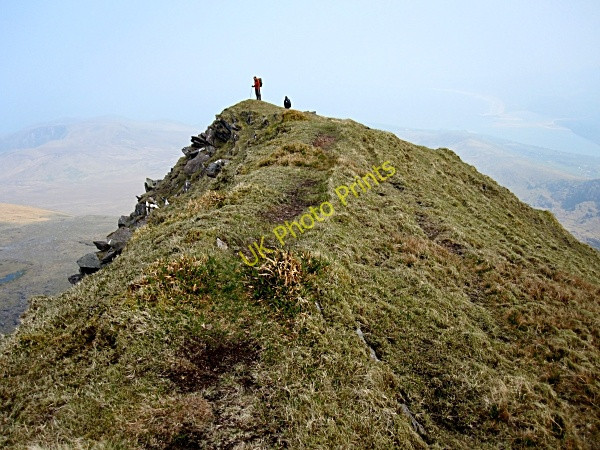 Photo 6"x4" Hikers on Spur Cloghane c2011