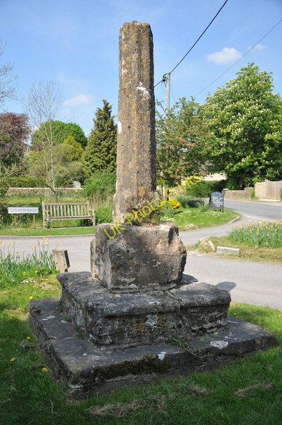 Photo 6"x4" Wayside cross in Ashton Keynes Ashton Keynes c2011