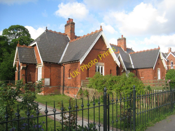 Photo 6"x4" Kirmington Almshouses Kirmington c2011