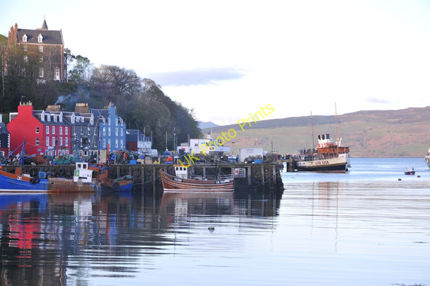 Photo 6"x4" Waverley Steamer docked at Tobermory Tobermory c2011