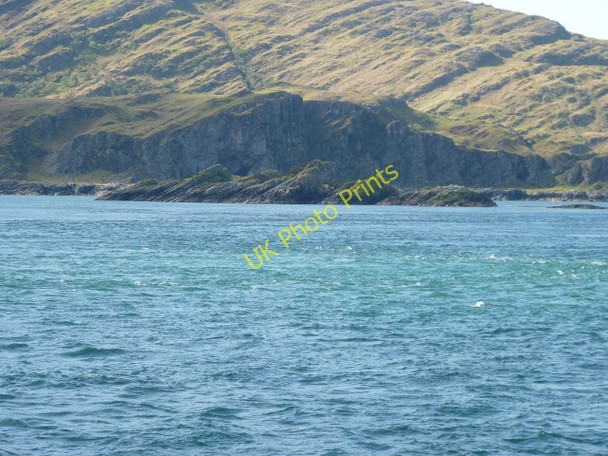Photo 6"x4" Eilean Beag from Corryvreckan Kinuachdrachd c2011