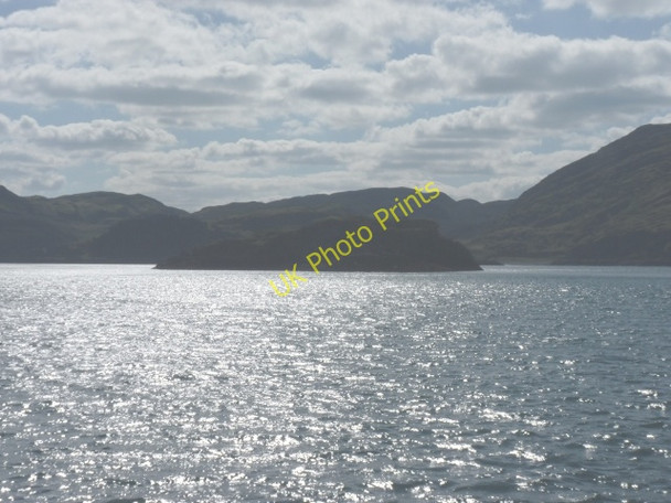 Photo 6"x4" Eilean M\u00c3\u00b2r with Jura beyond Eilean M\u00f2r\/NM6701 c2011